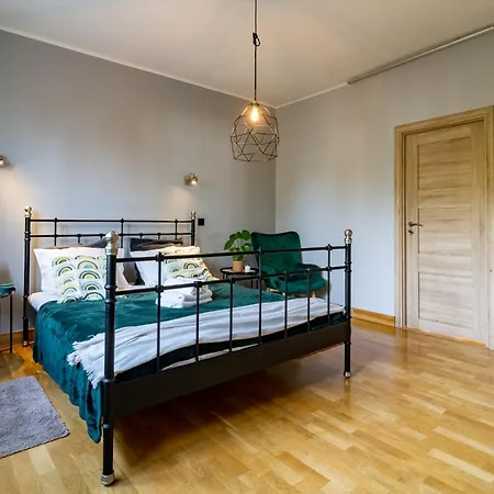Platinium Spacious *