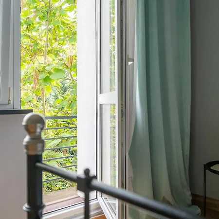 Platinium Spacious *
